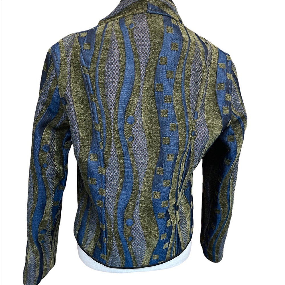 Women’s Reversible Patterned Light Jacket, Size M… - image 6